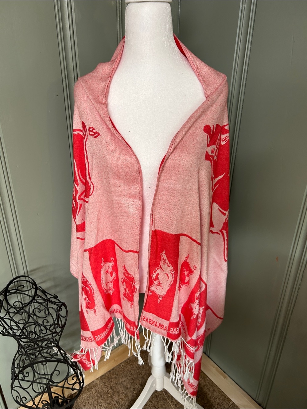 Arkansas hog shawl